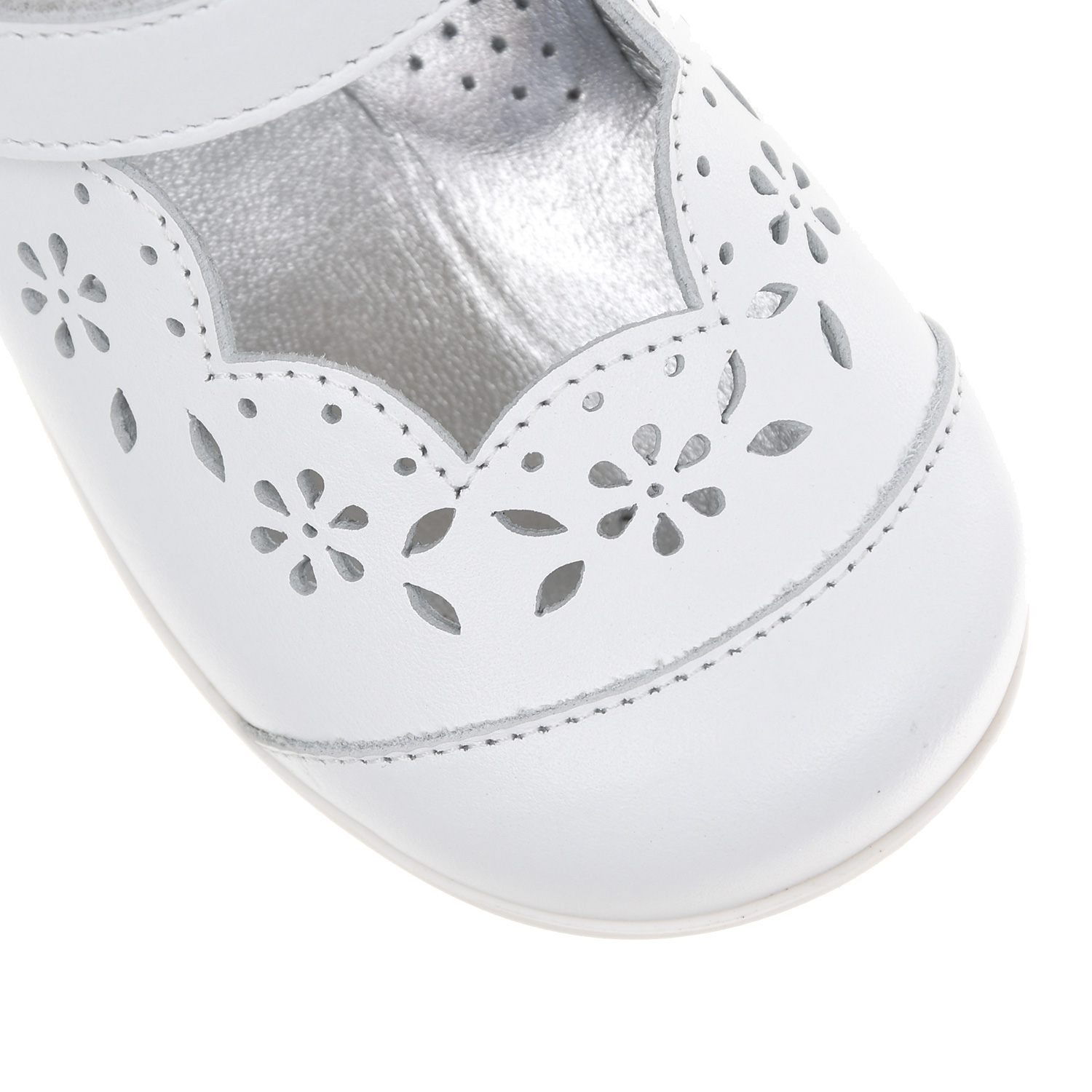 Белые туфли с перфорацией Monnalisa детские - фото 6