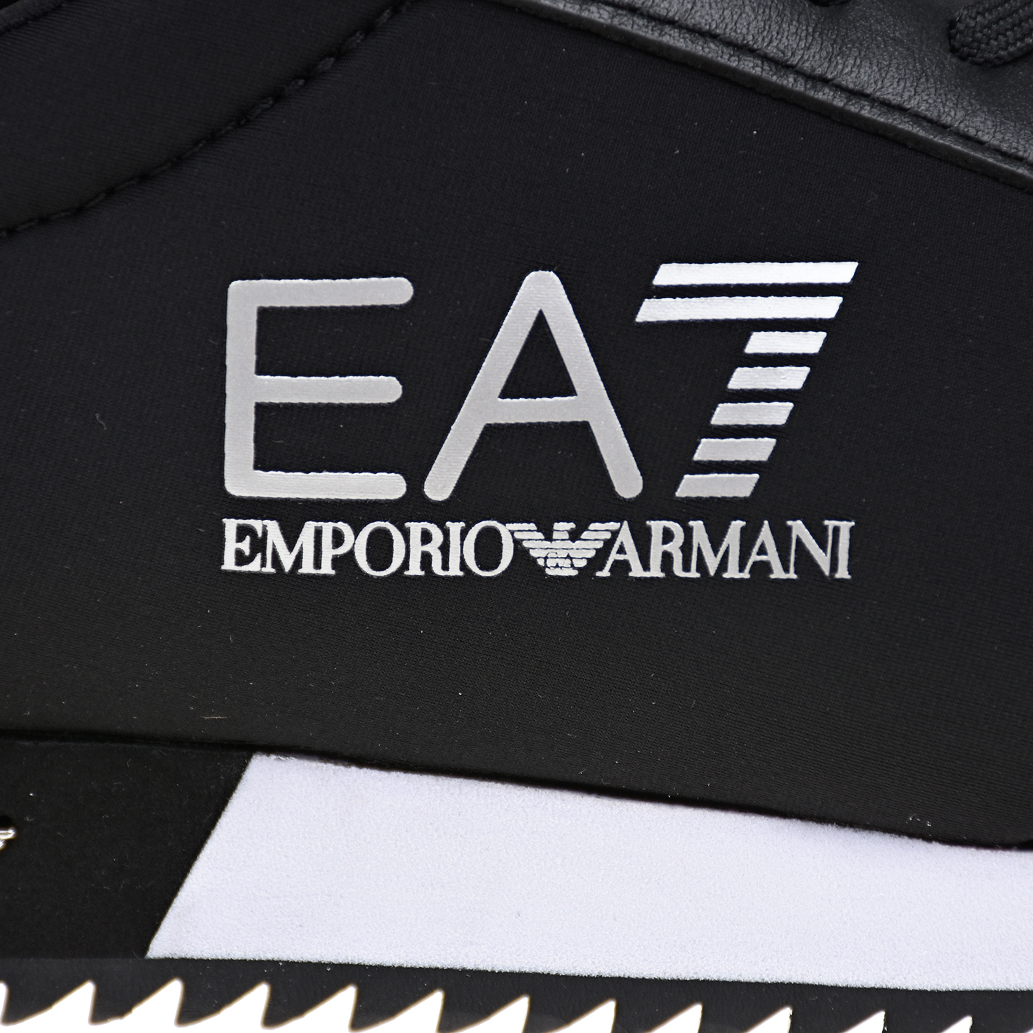 Черные кроссовки с белым логотипом Emporio Armani детские, размер 34, цвет черный - фото 6
