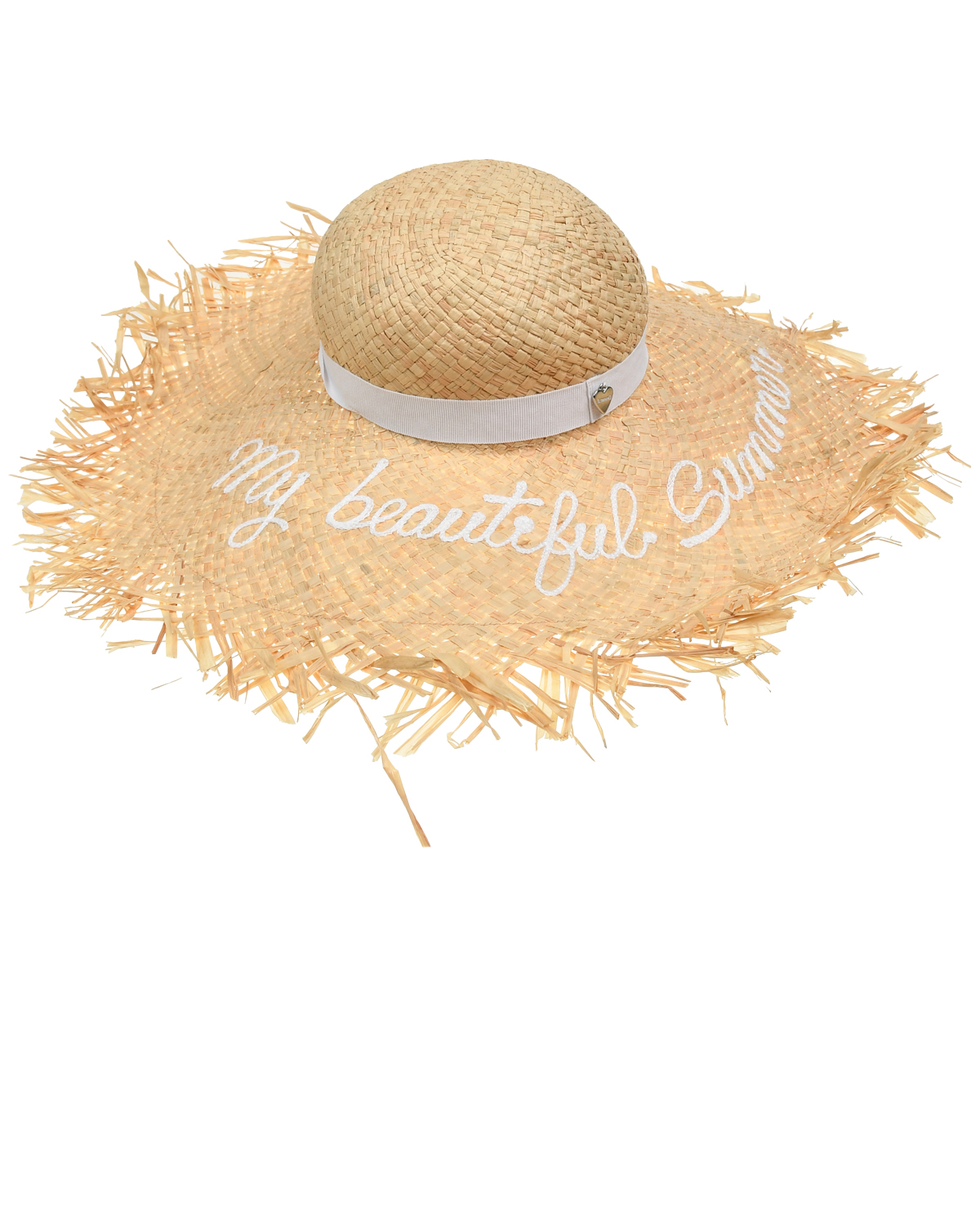 Соломенная шляпа с вышивкой 