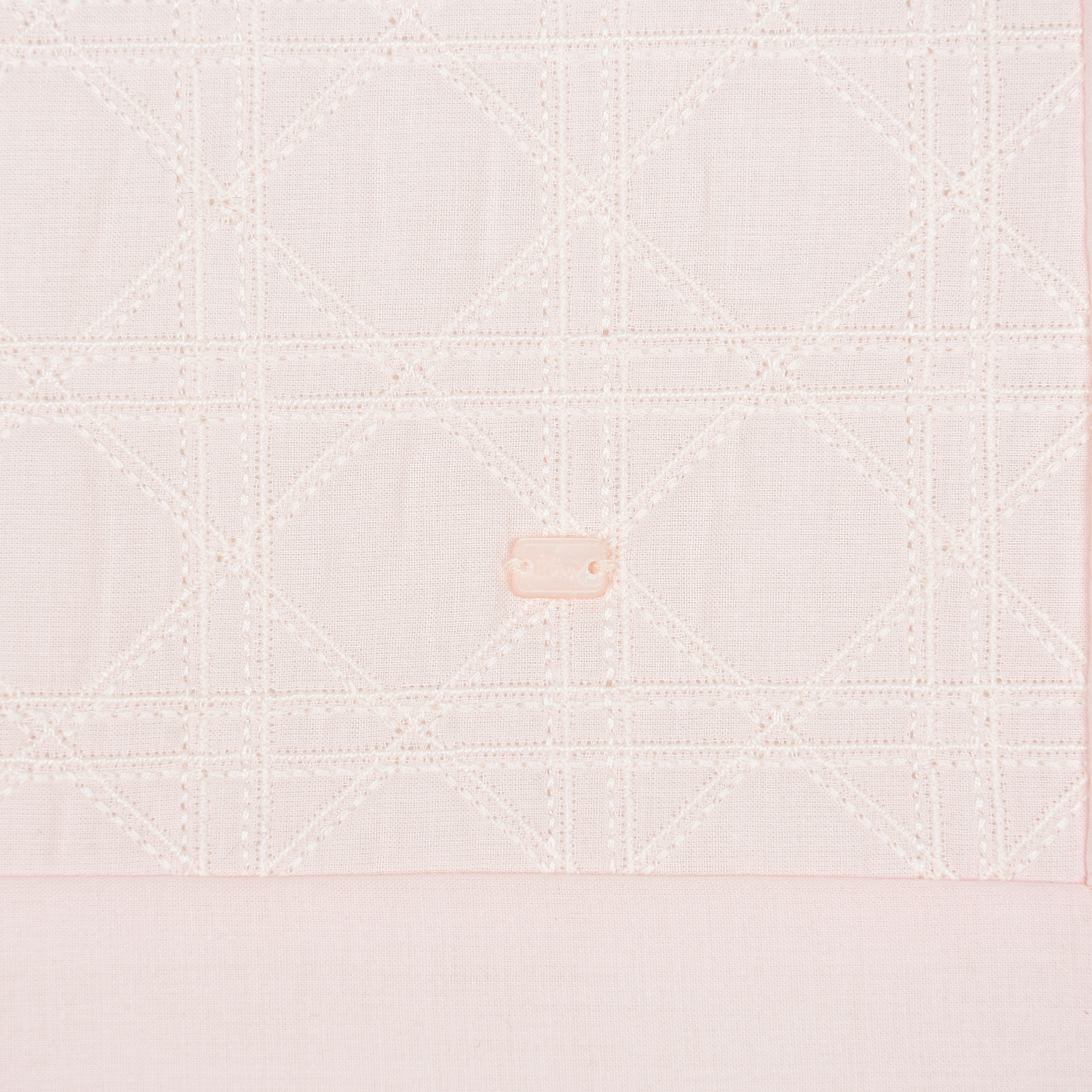 Розовое одеяло с вышивкой Dior детское - фото 4