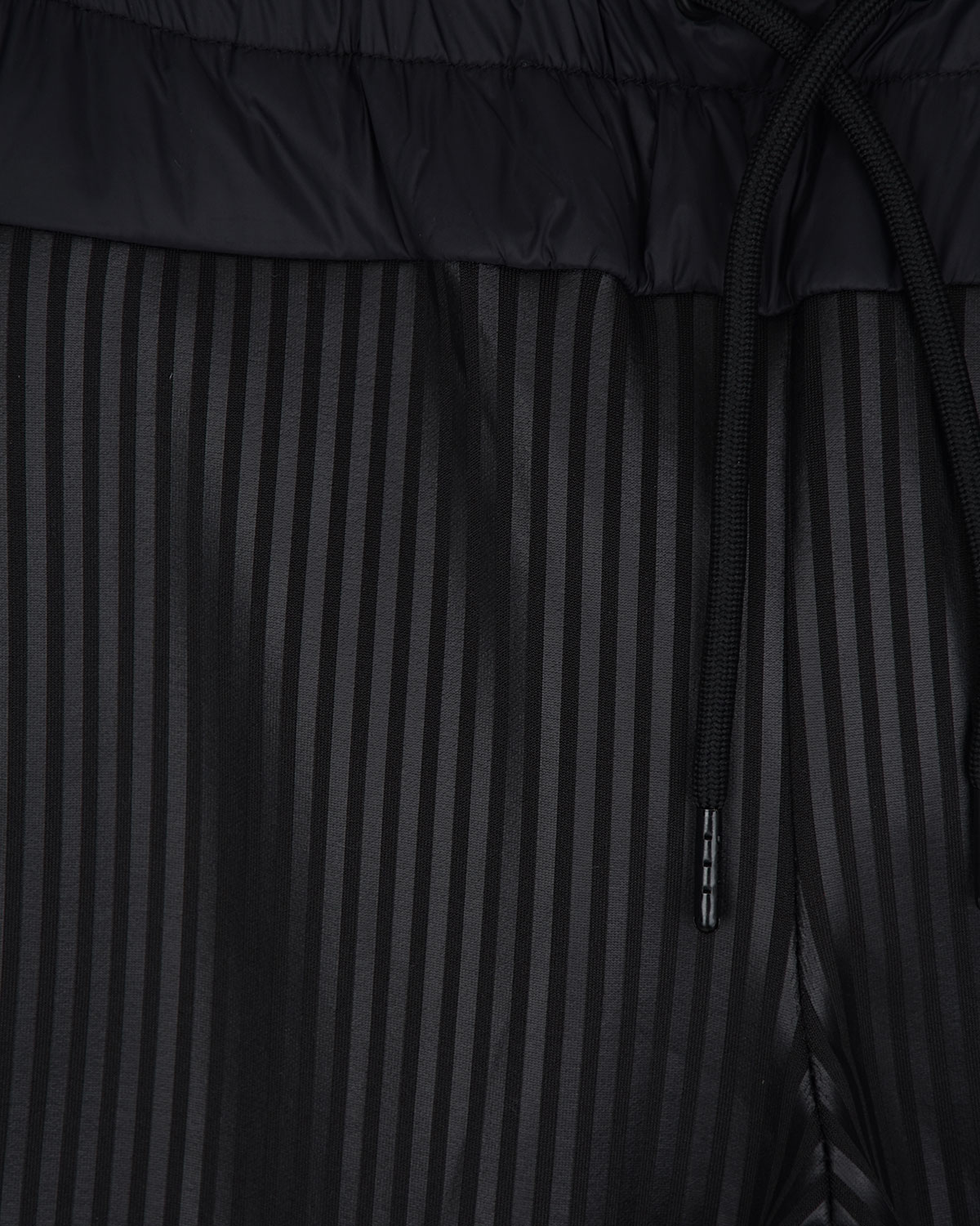 Брюки в узкую полоску DKNY детские, размер 140, цвет черный - фото 3